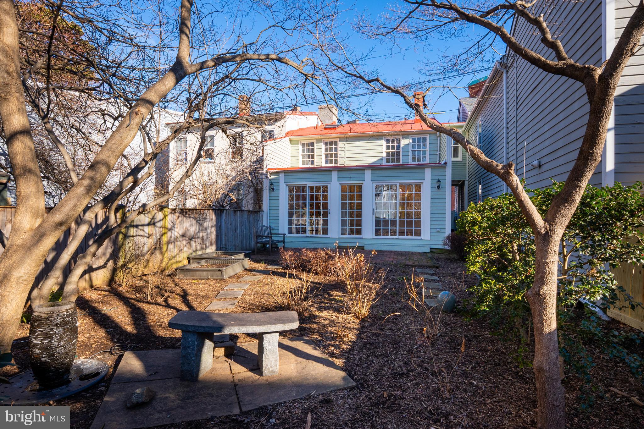 167 PRINCE GEORGE STREET