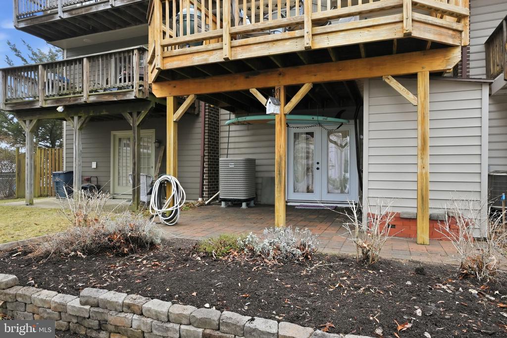 3 KLAKRING COURT