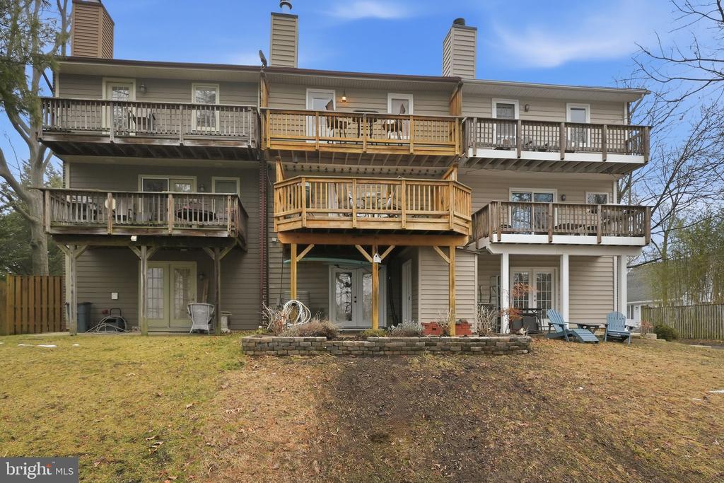 3 KLAKRING COURT