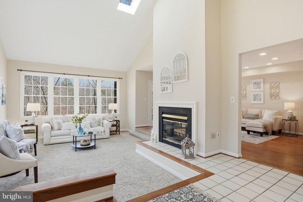2738 GINGERVIEW LANE