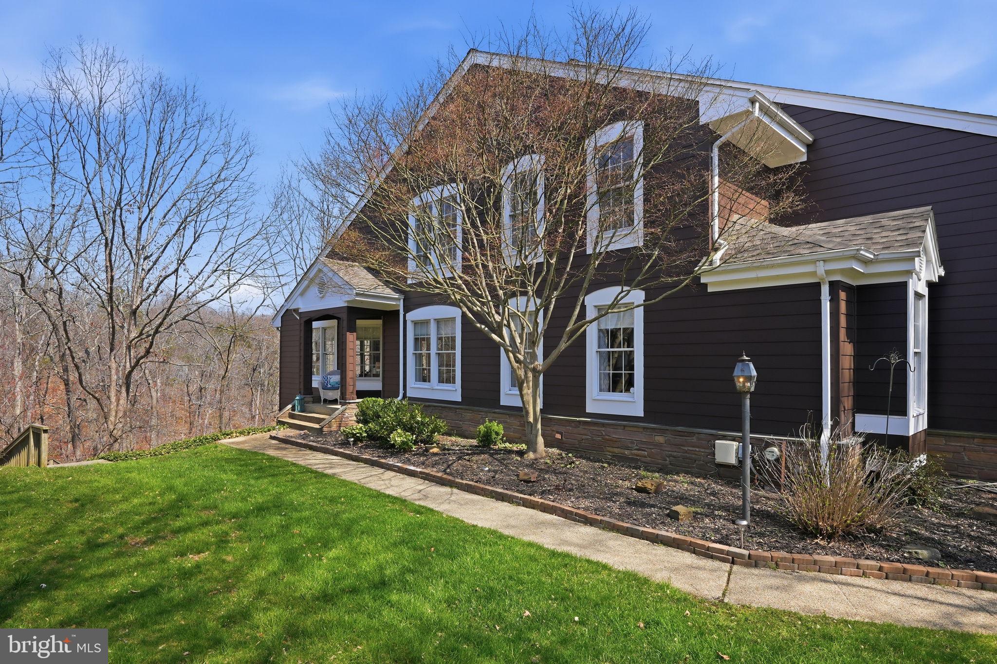 2738 GINGERVIEW LANE