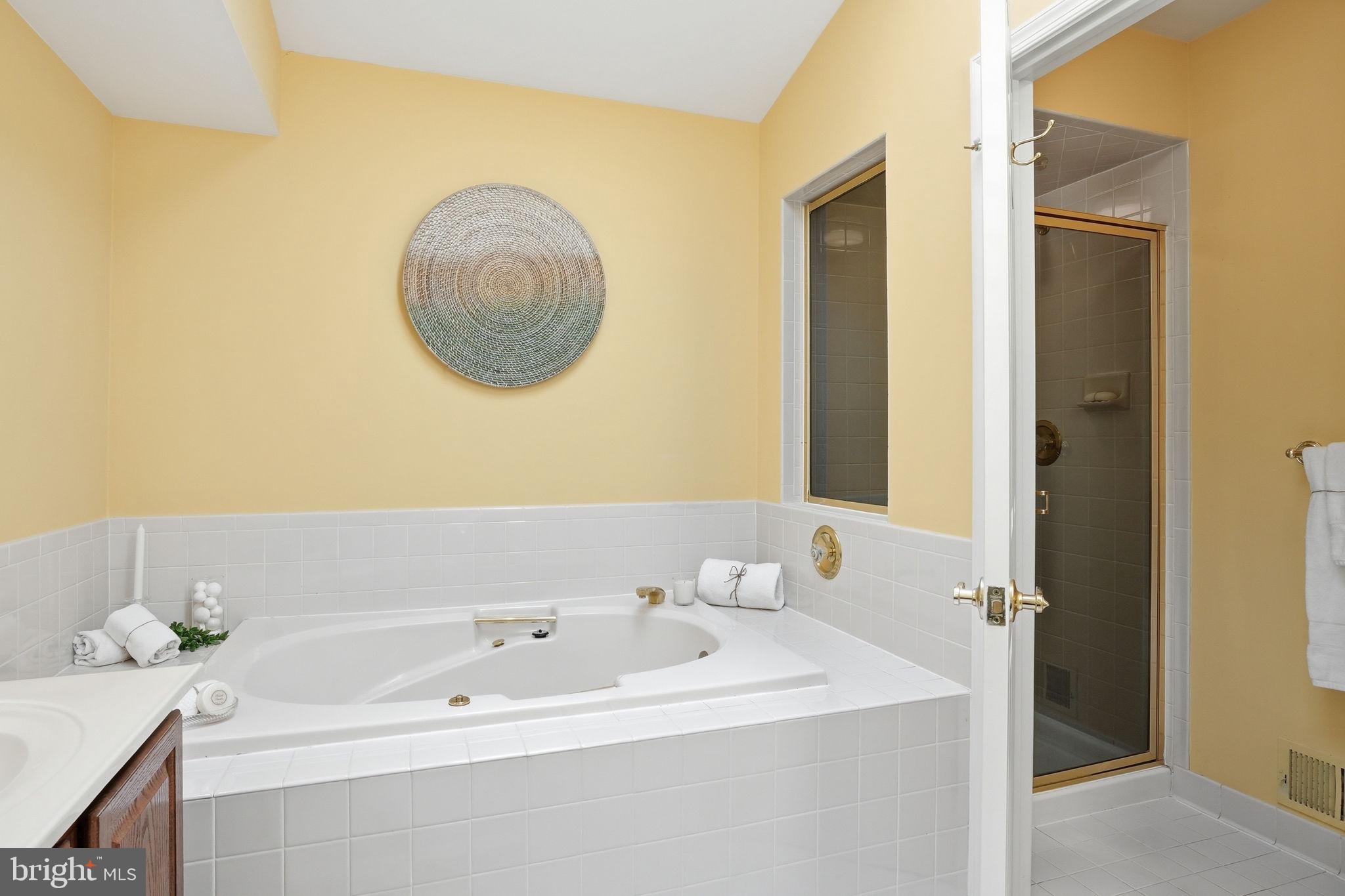 2738 GINGERVIEW LANE