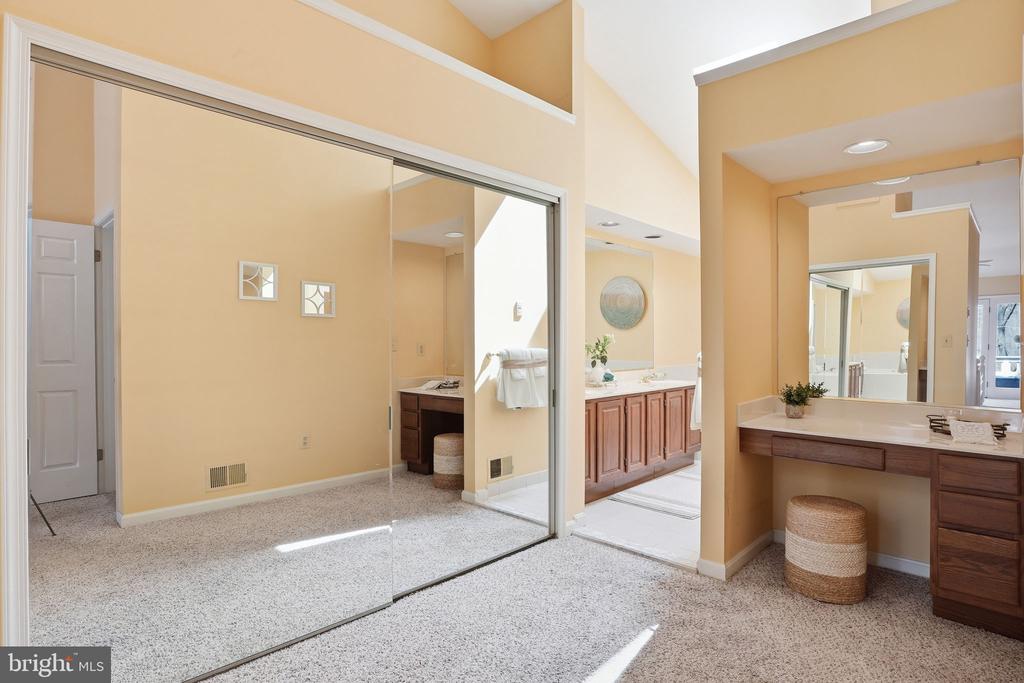 2738 GINGERVIEW LANE