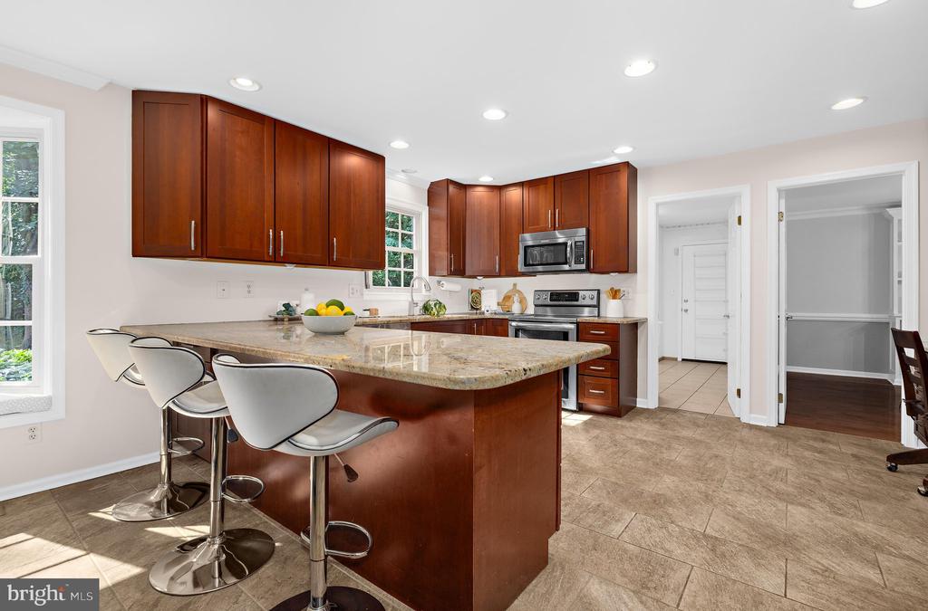 21 OLD STURBRIDGE ROAD