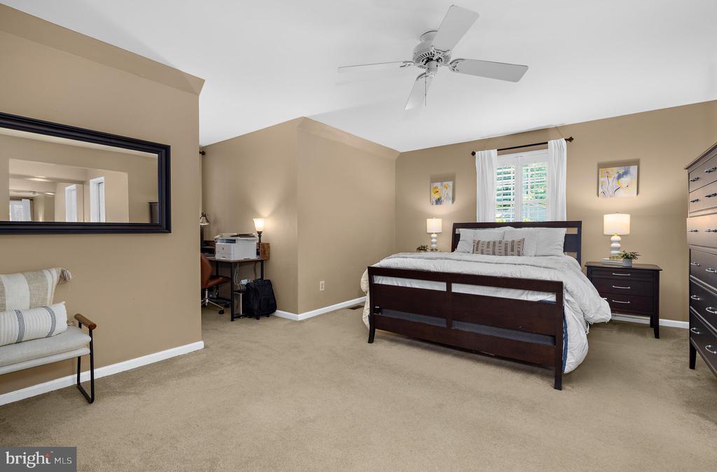 21 OLD STURBRIDGE ROAD