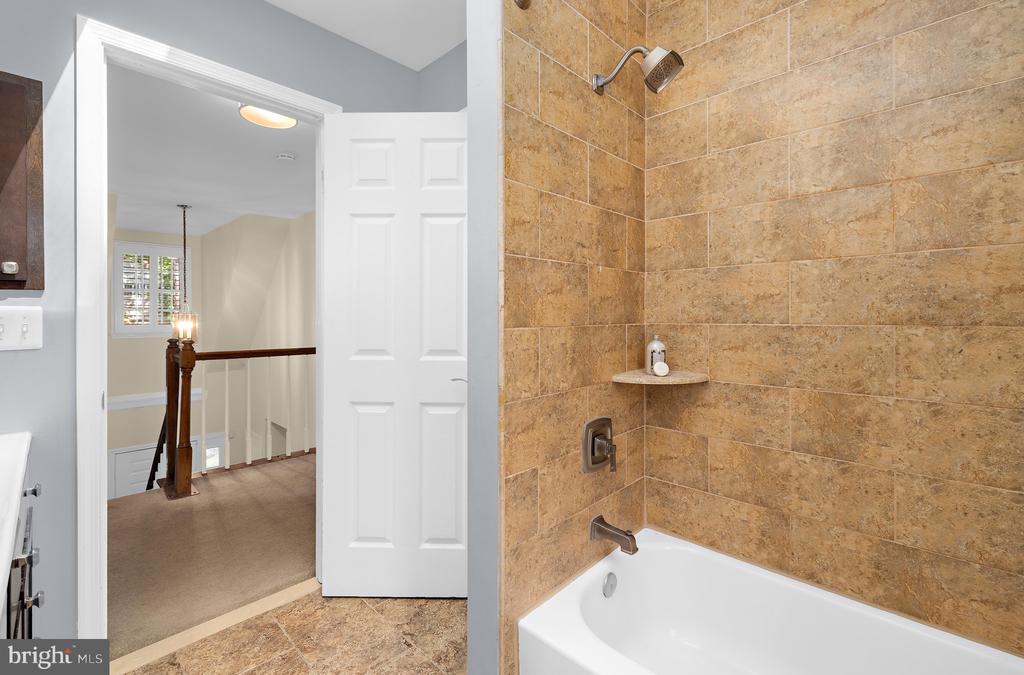 21 OLD STURBRIDGE ROAD