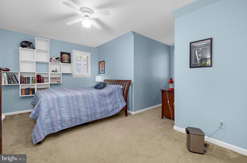 21 OLD STURBRIDGE ROAD