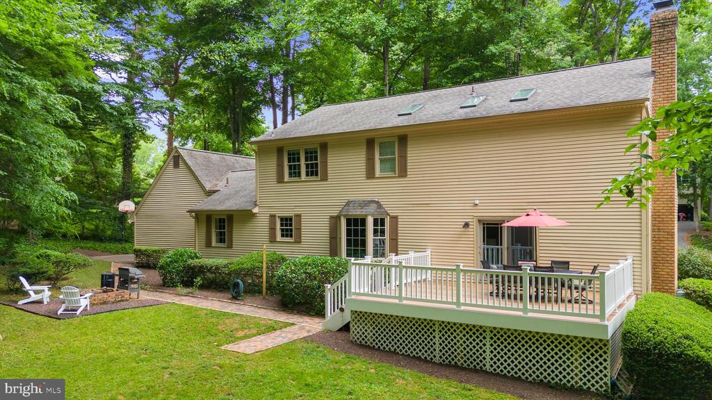 21 OLD STURBRIDGE ROAD