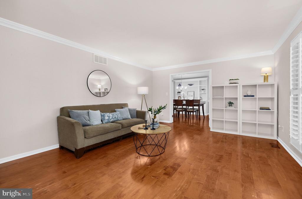 21 OLD STURBRIDGE ROAD
