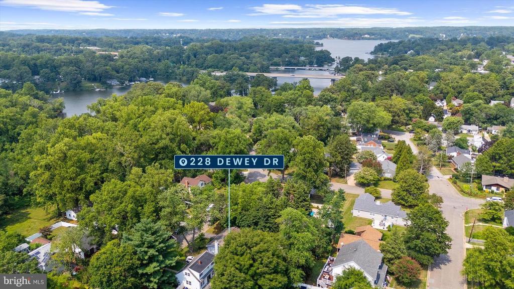 228 DEWEY DRIVE