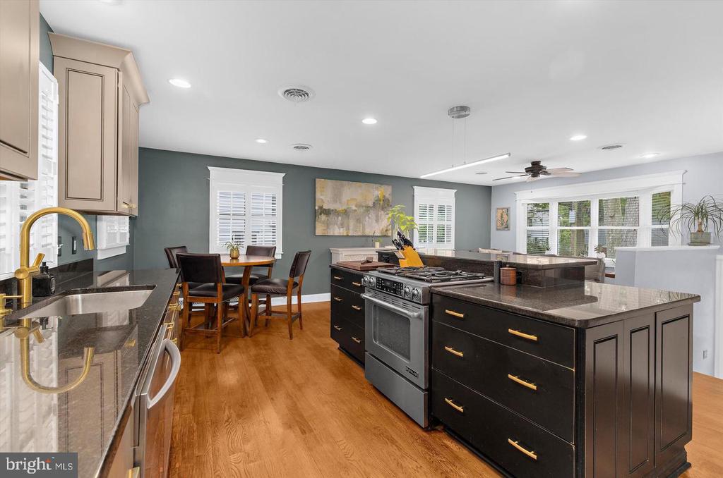 228 DEWEY DRIVE