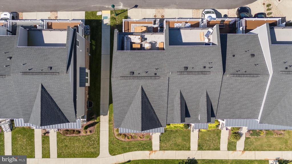 208 ANASTA TERRACE