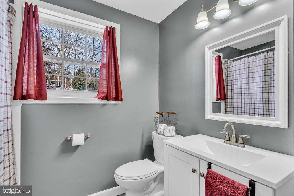 9811 Empire Ct