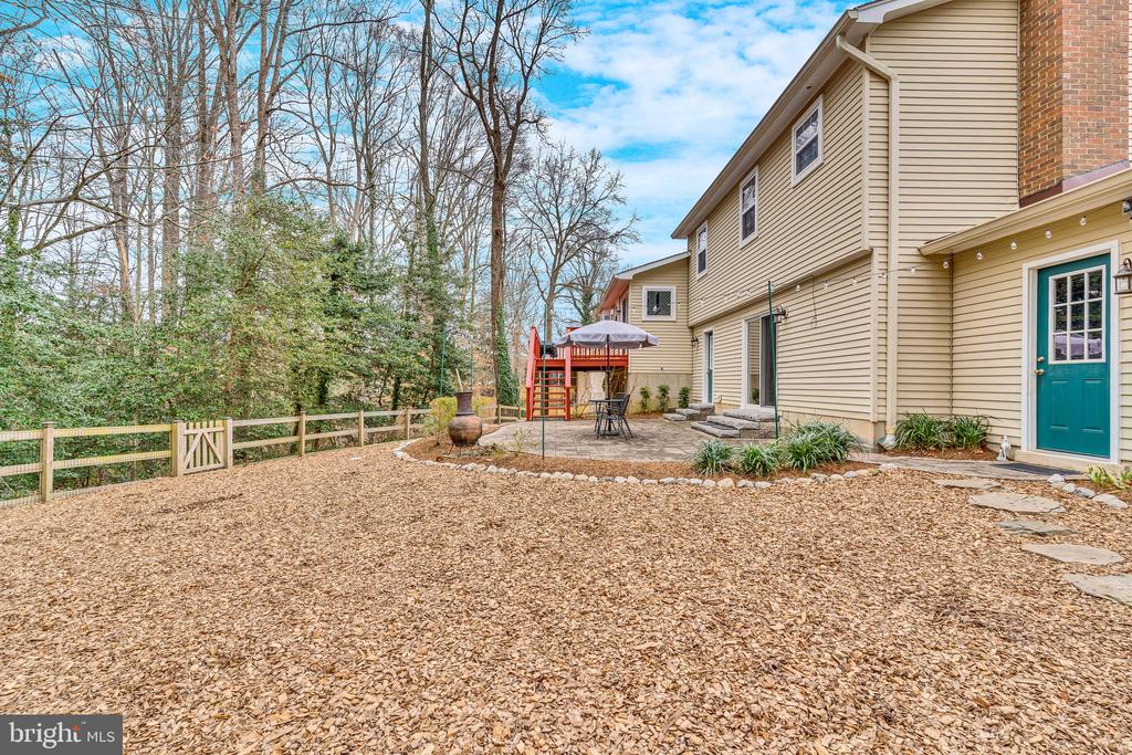 9811 Empire Ct