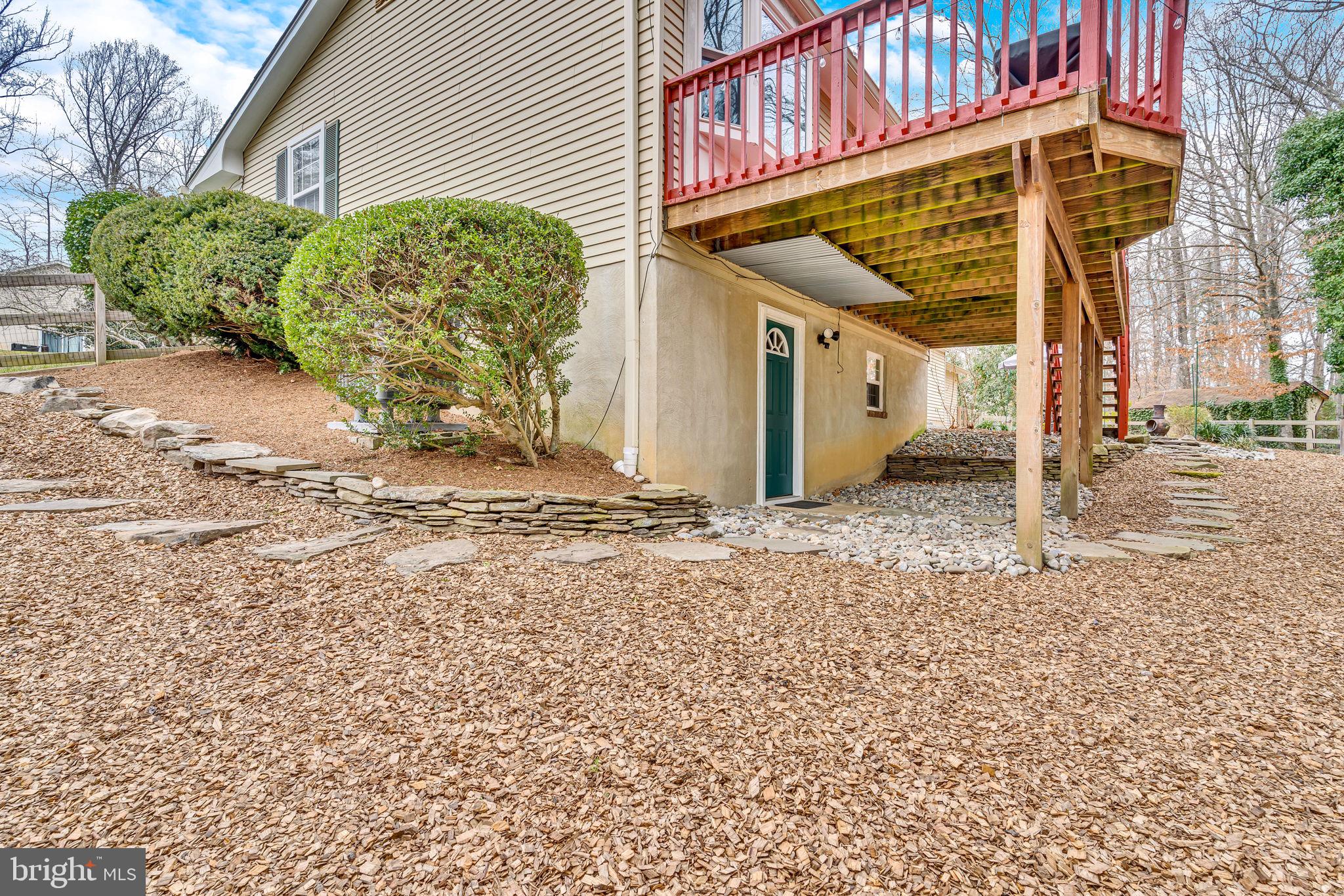 9811 Empire Ct