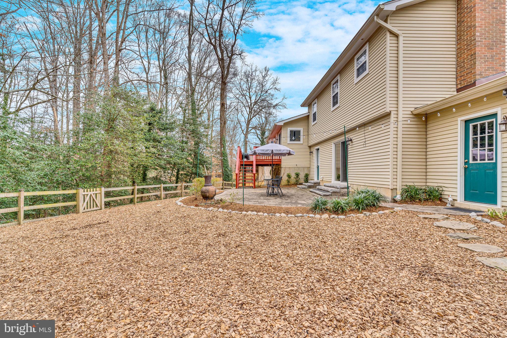 9811 Empire Ct