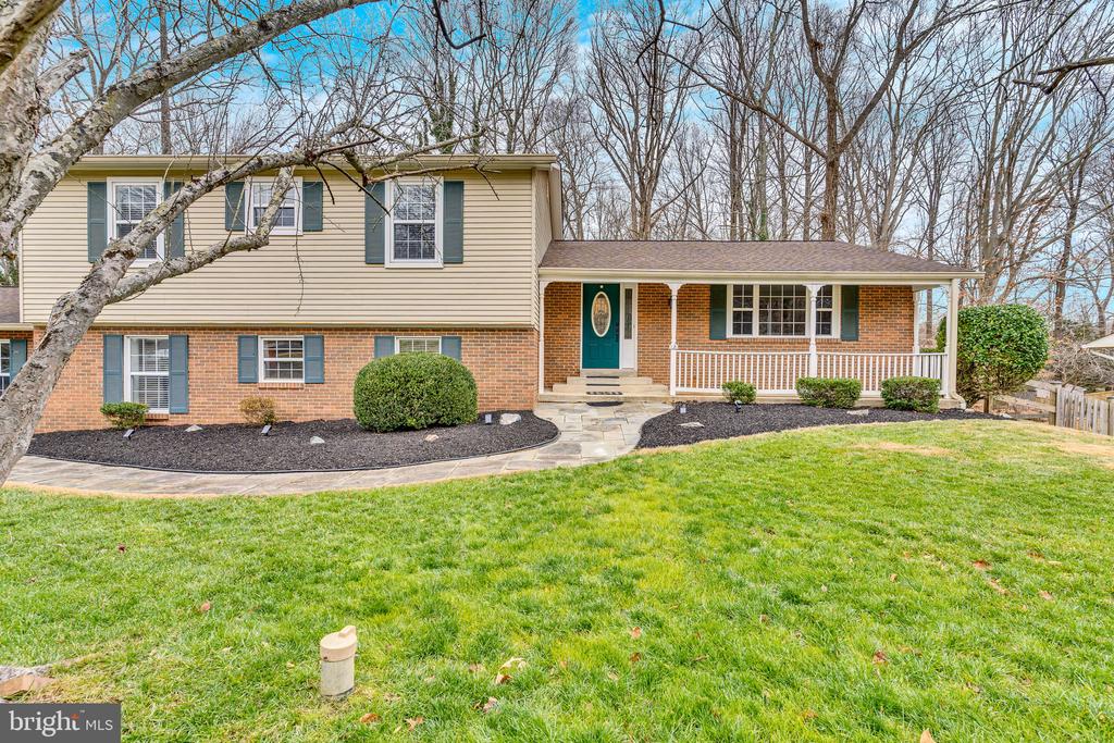 9811 Empire Ct
