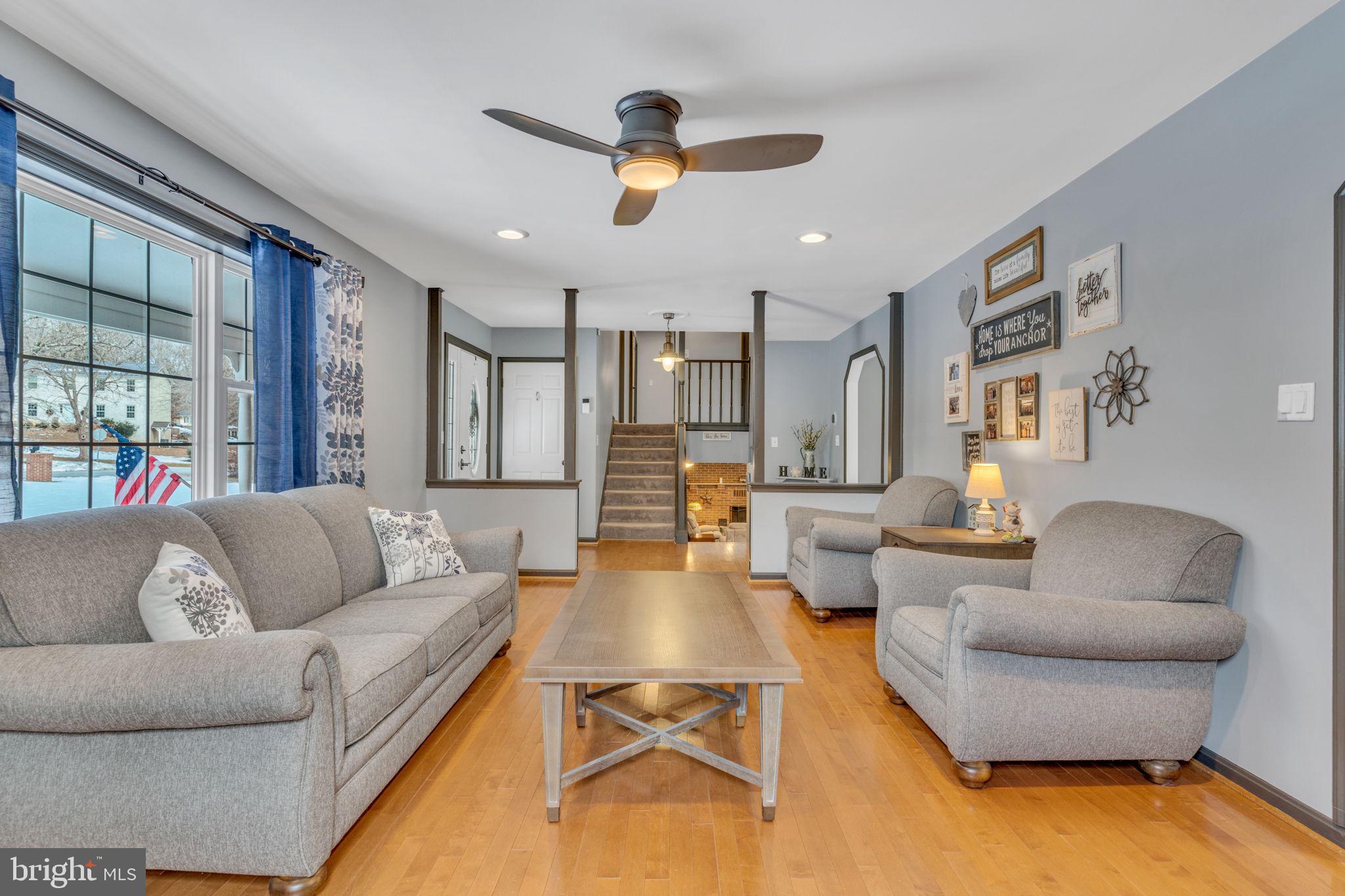 9811 Empire Ct