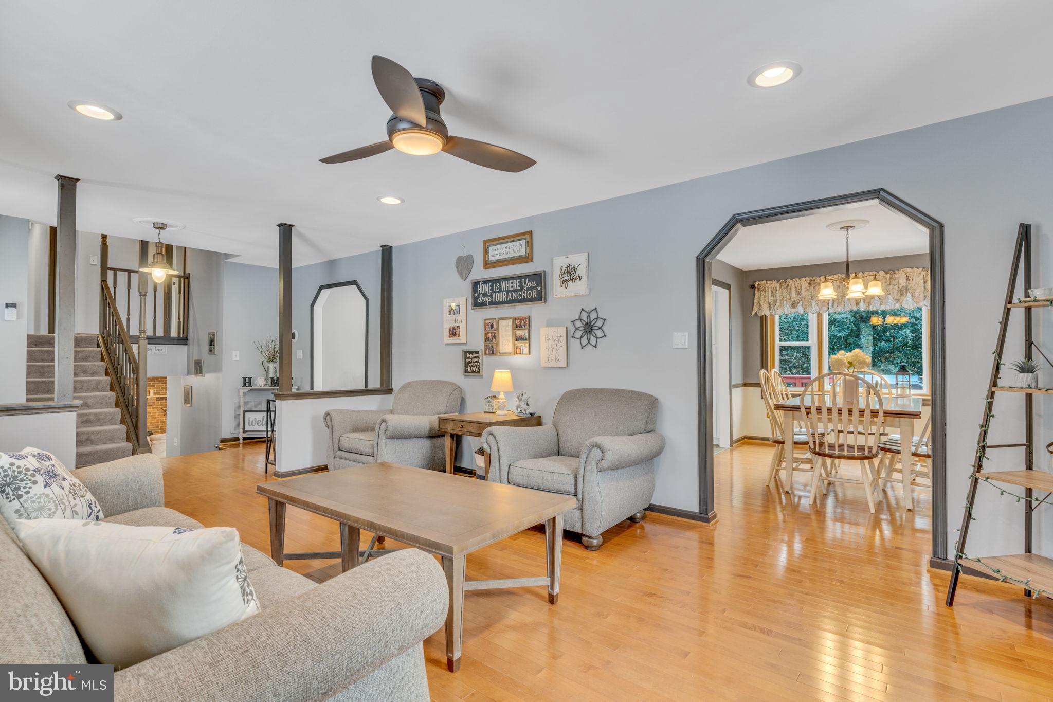 9811 Empire Ct