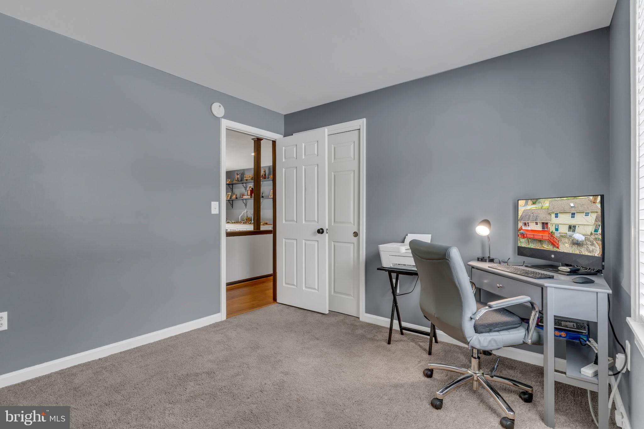 9811 Empire Ct