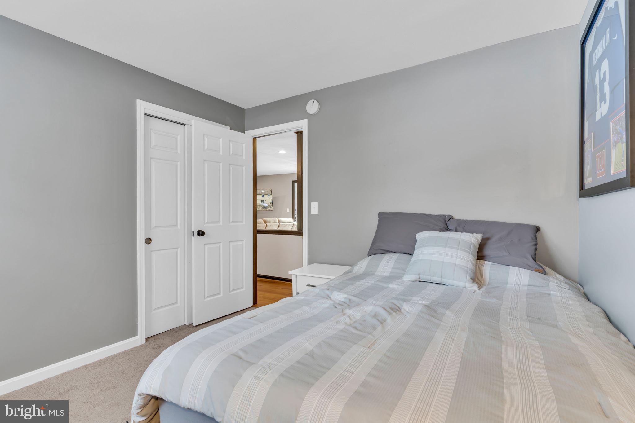 9811 Empire Ct