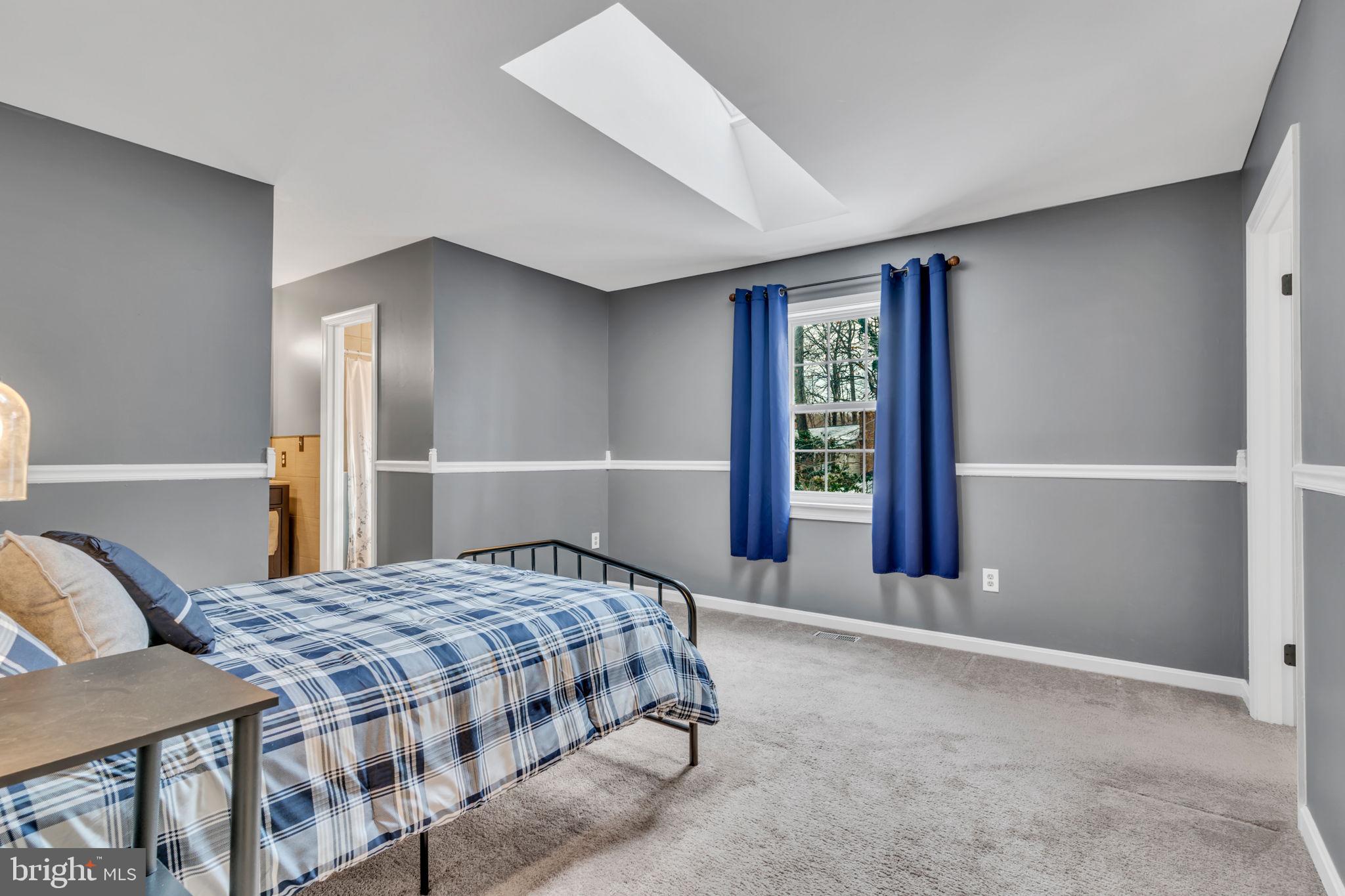 9811 Empire Ct