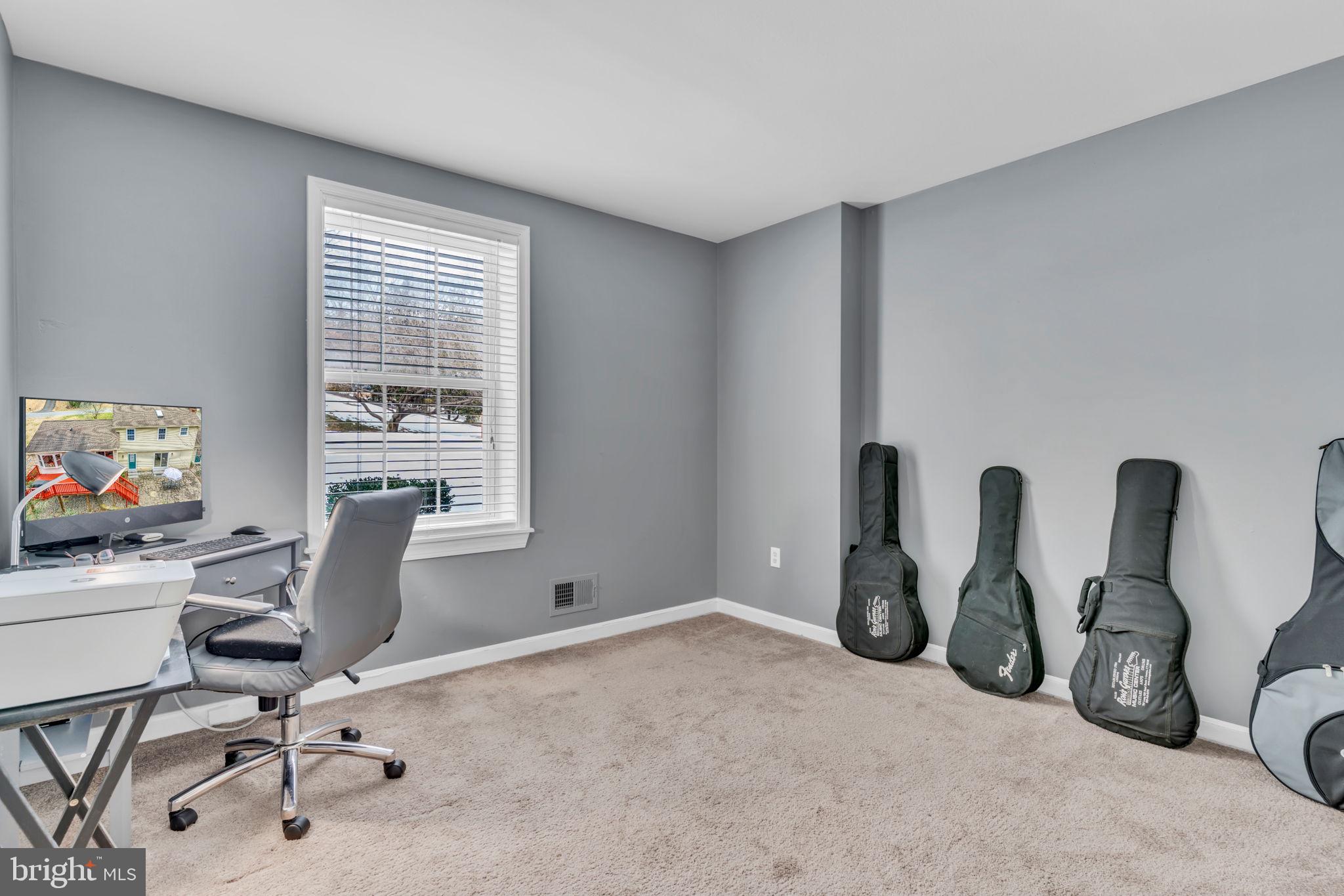 9811 Empire Ct