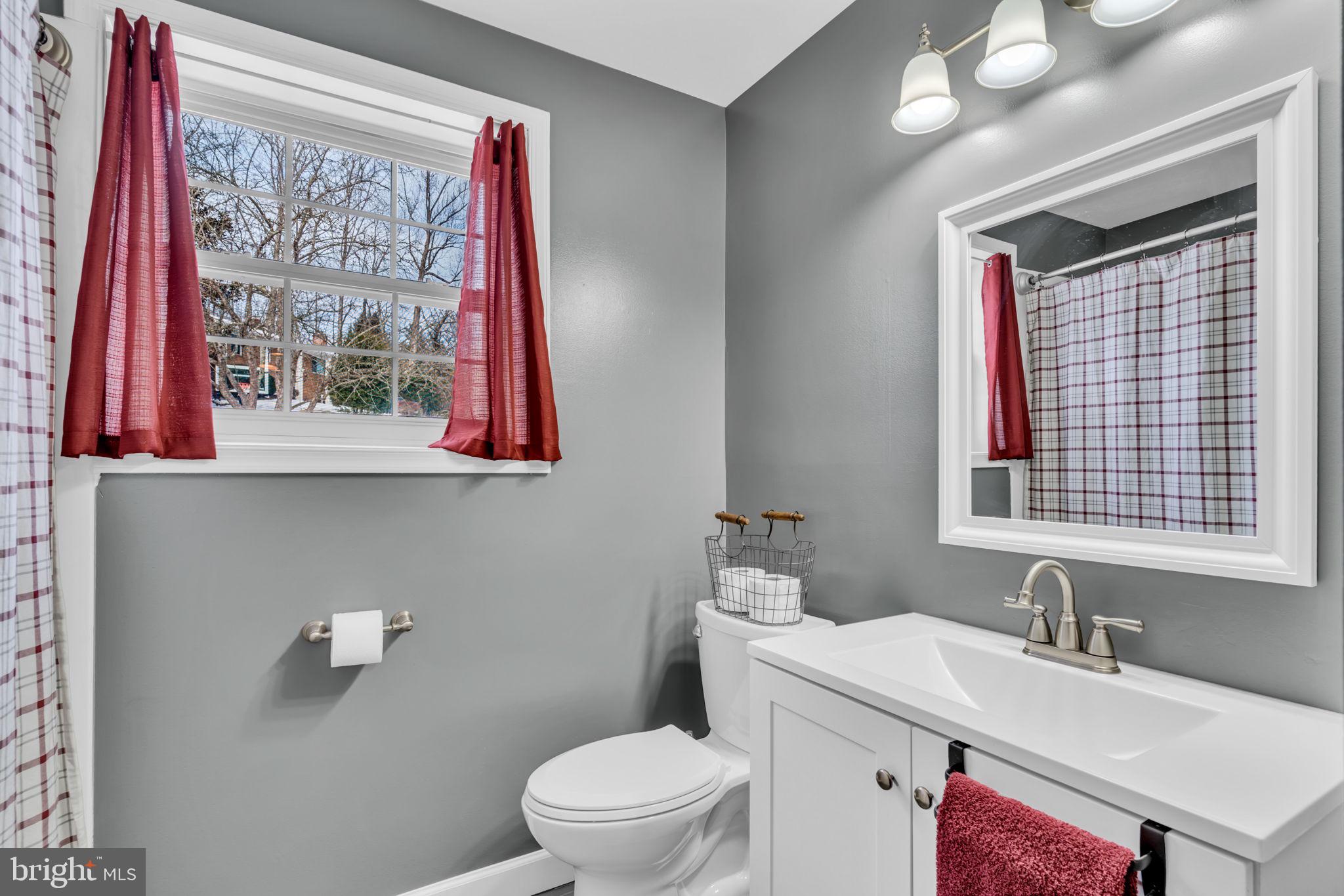 9811 Empire Ct