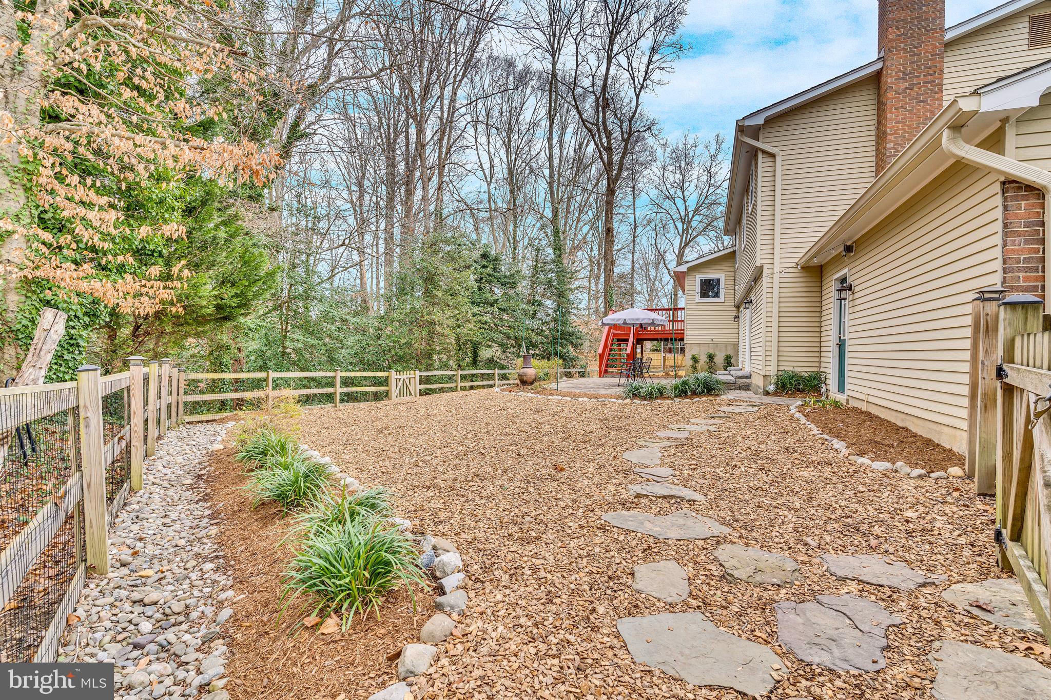 9811 Empire Ct