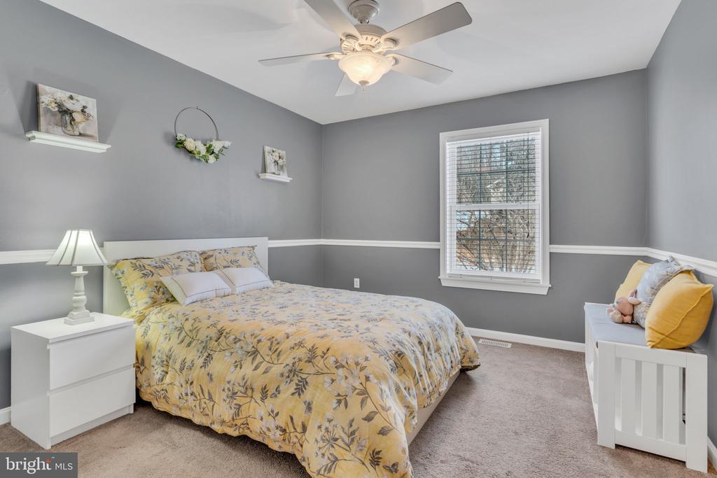 9811 Empire Ct
