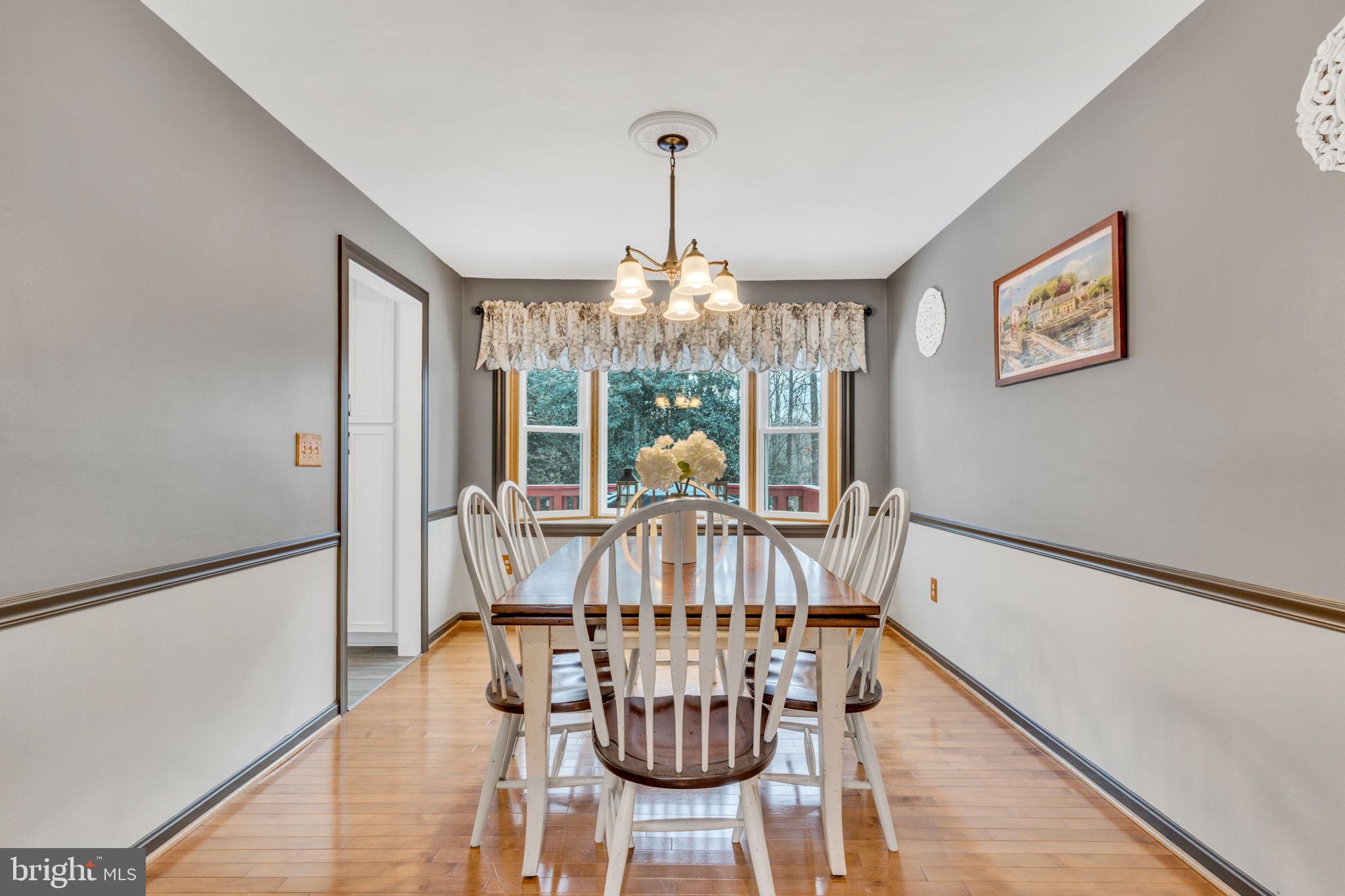 9811 Empire Ct