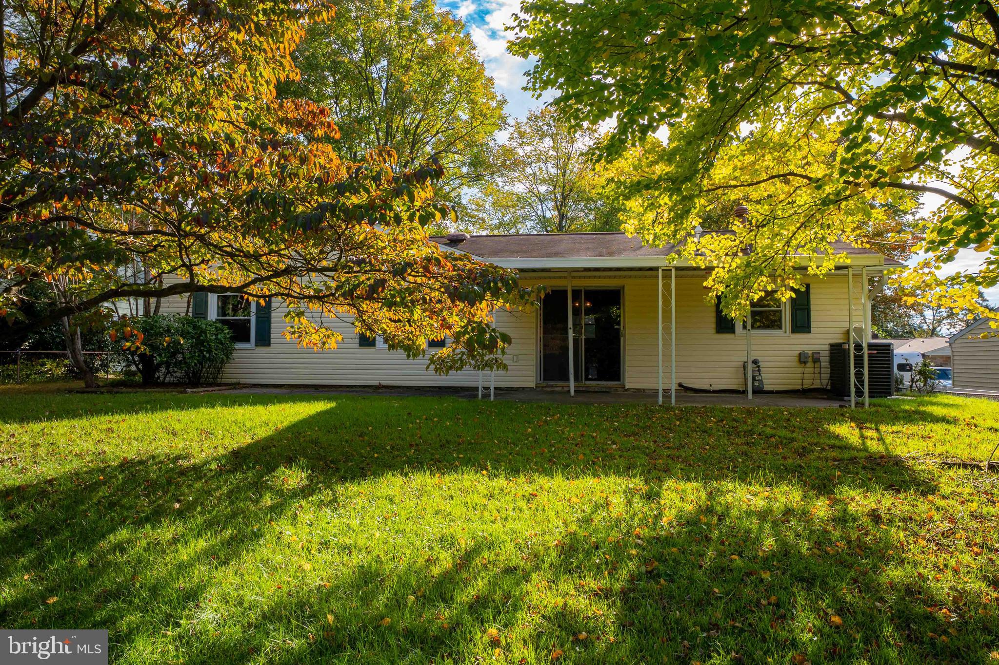 12304 MANVEL LANE