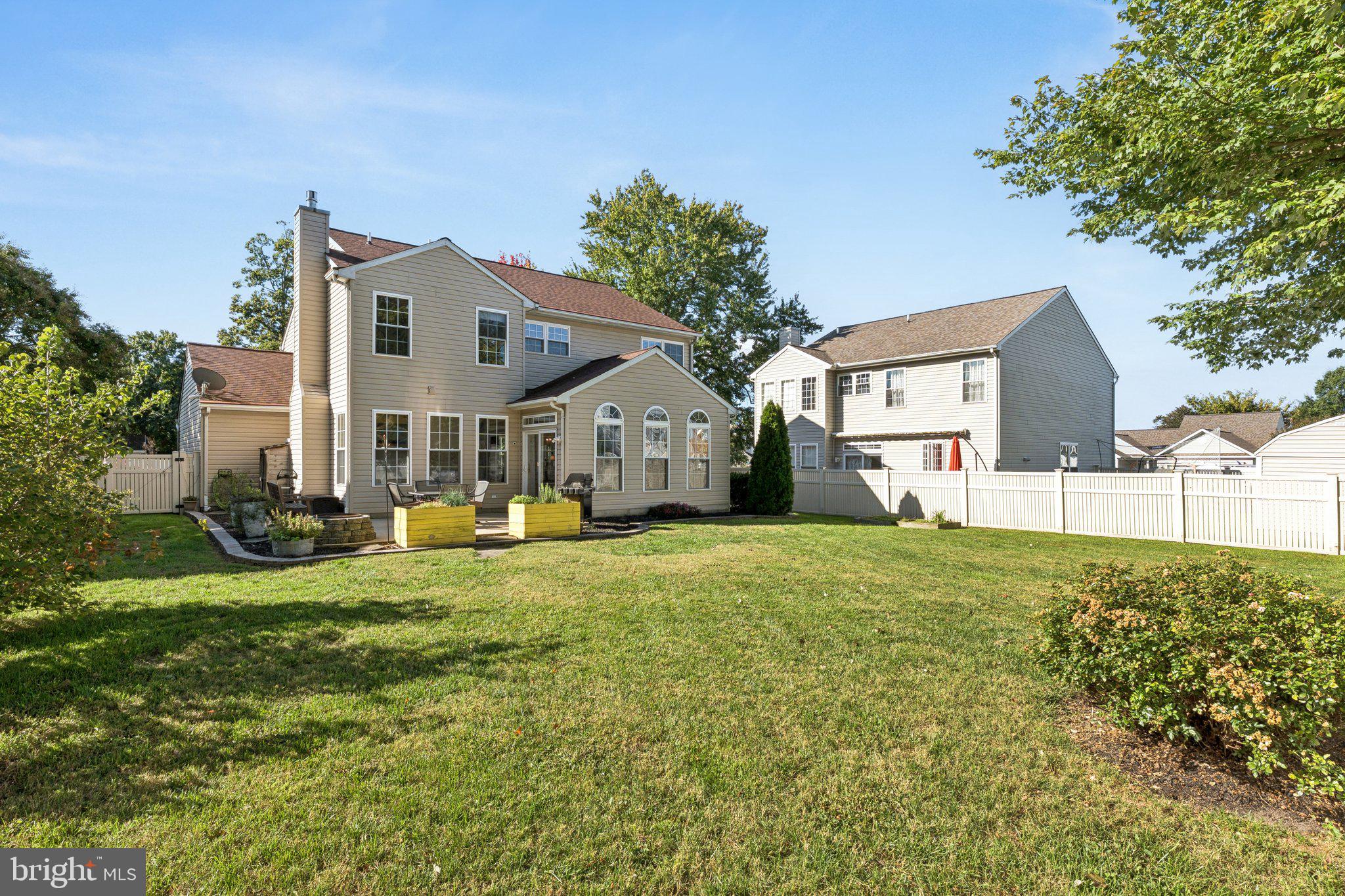 480 WEB FOOT LANE
