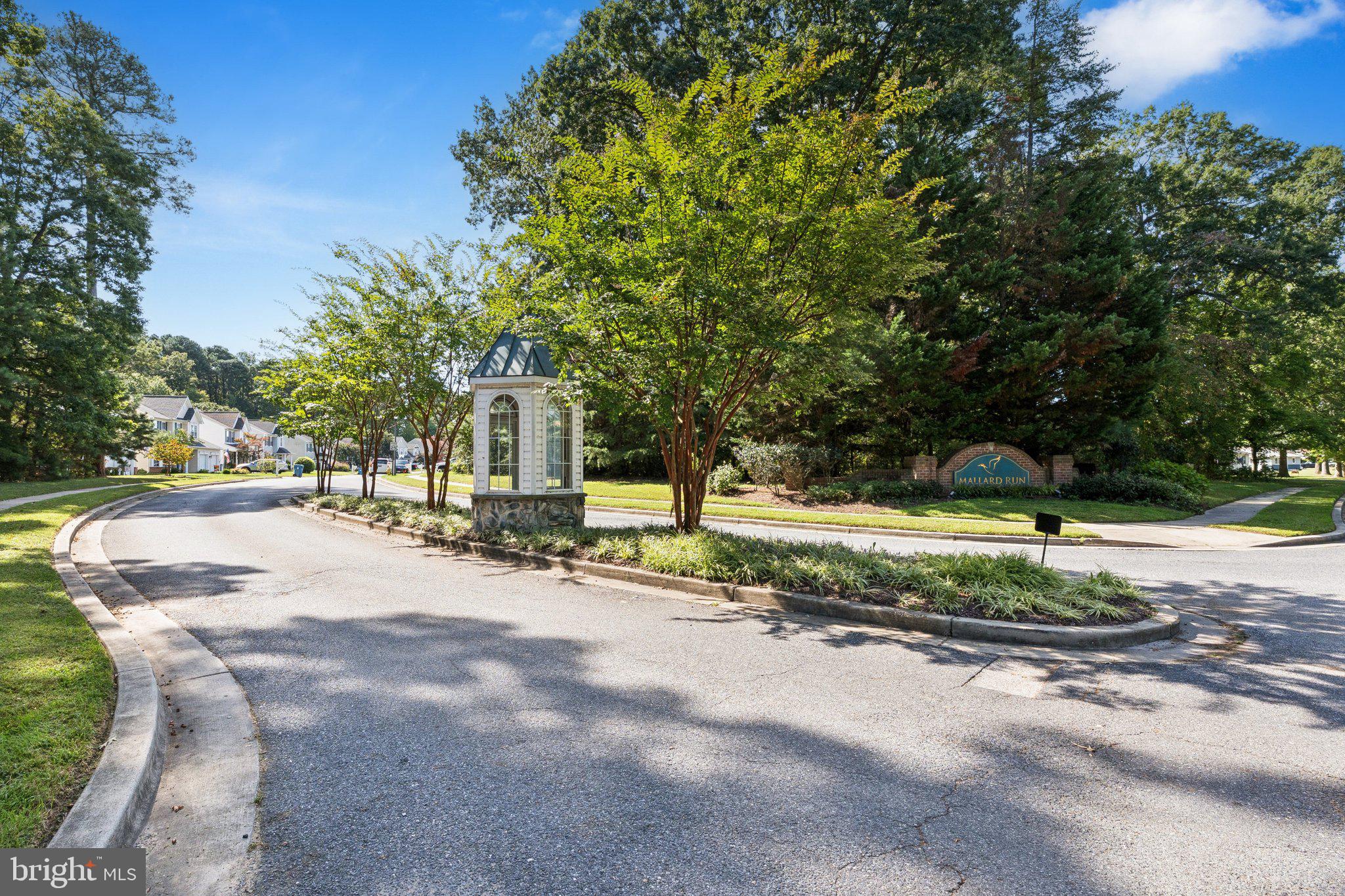 480 WEB FOOT LANE