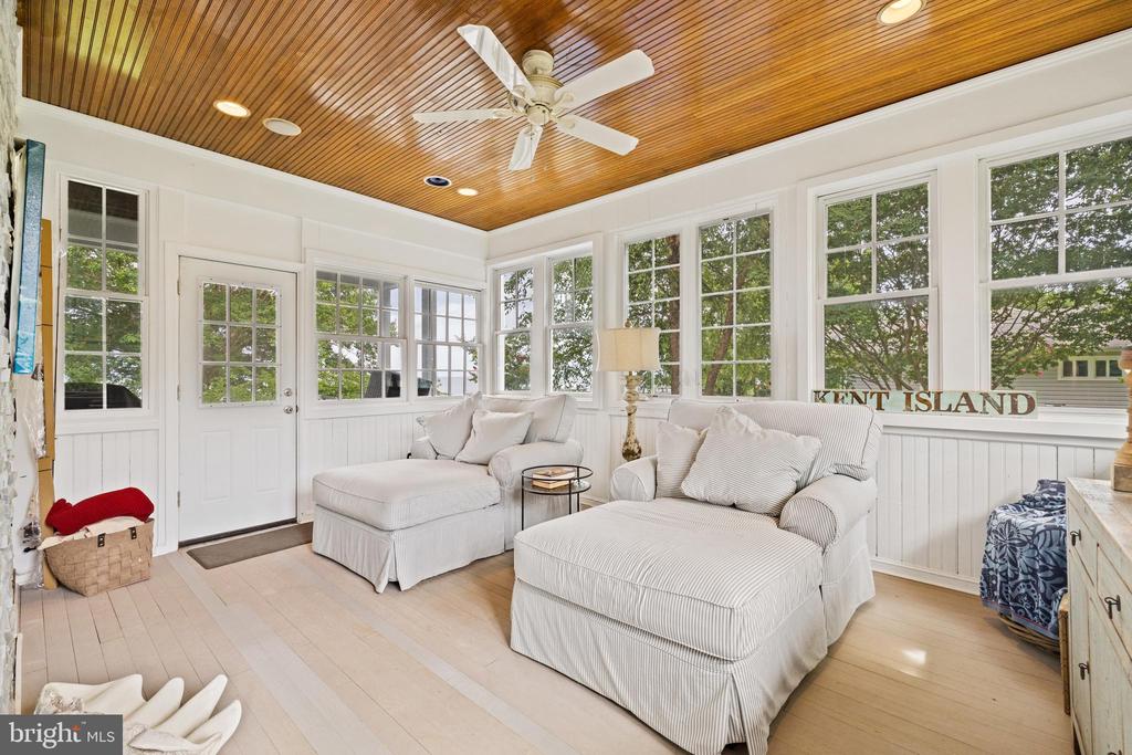 366 QUEEN ANNE ROAD