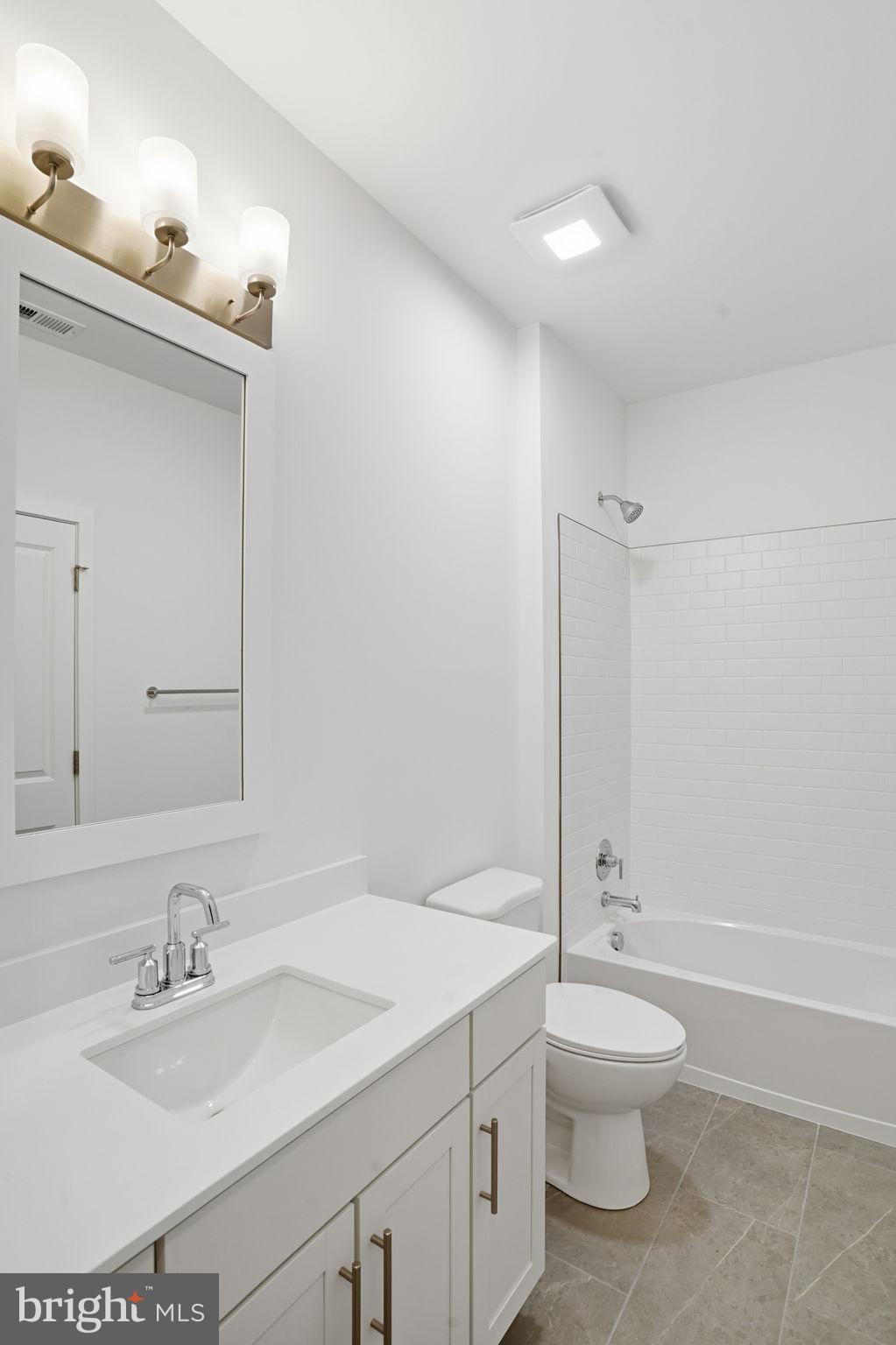 7848 WARD BROTHERS CIR