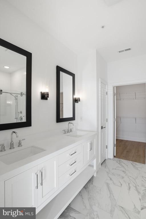 7848 WARD BROTHERS CIR