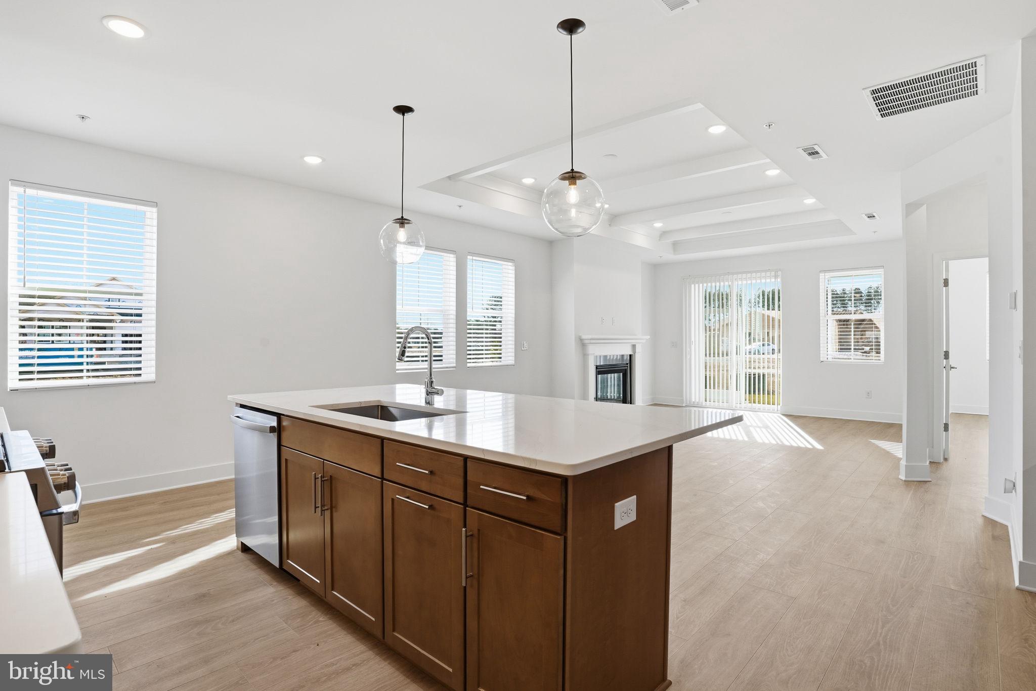 7848 WARD BROTHERS CIR