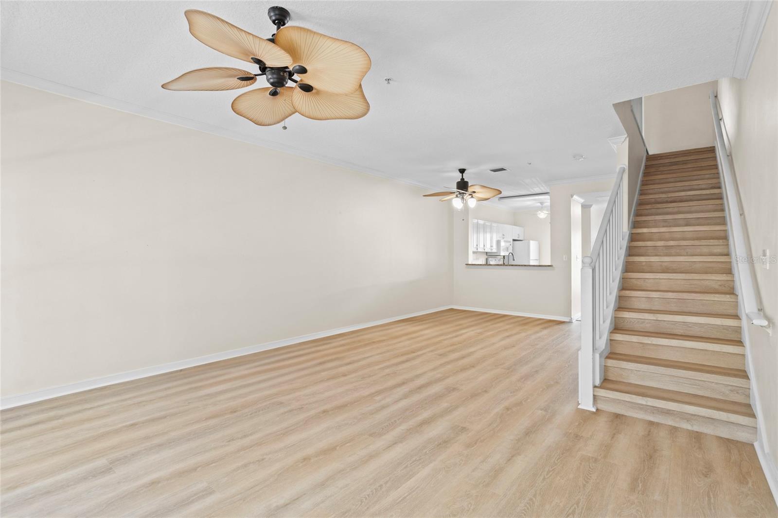 660 CELEBRATION AVE #250