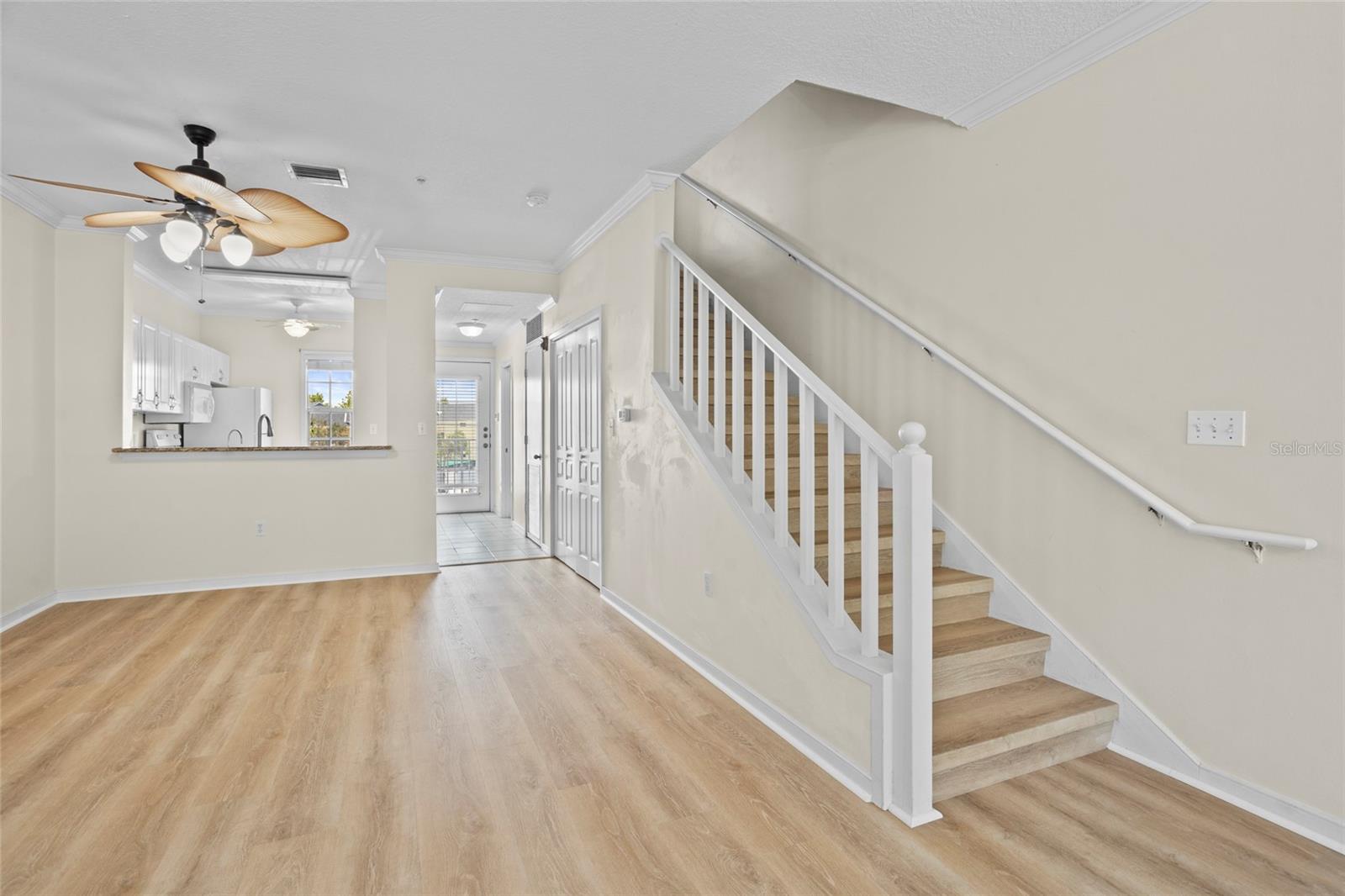 660 CELEBRATION AVE #250