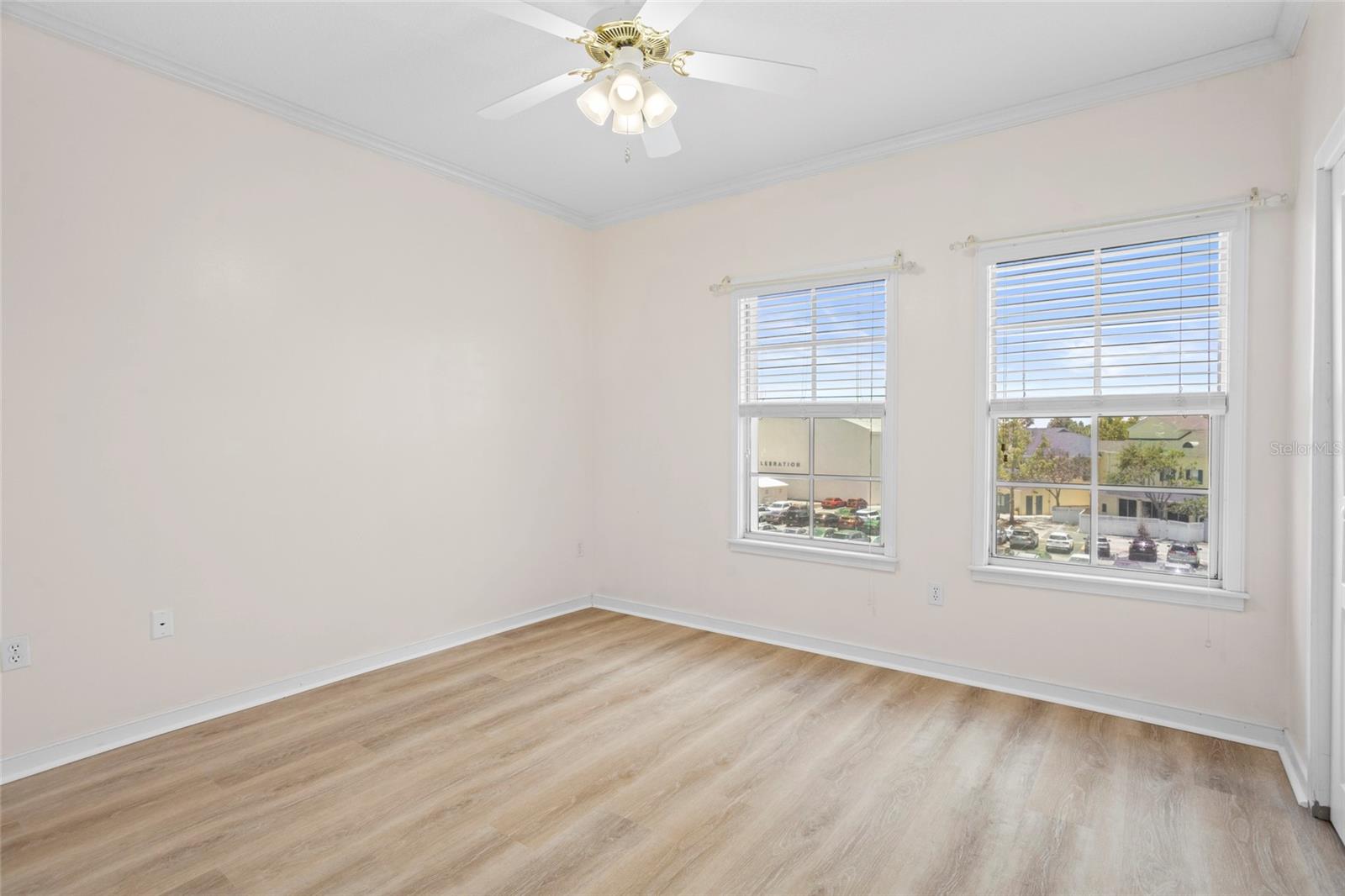 660 CELEBRATION AVE #250