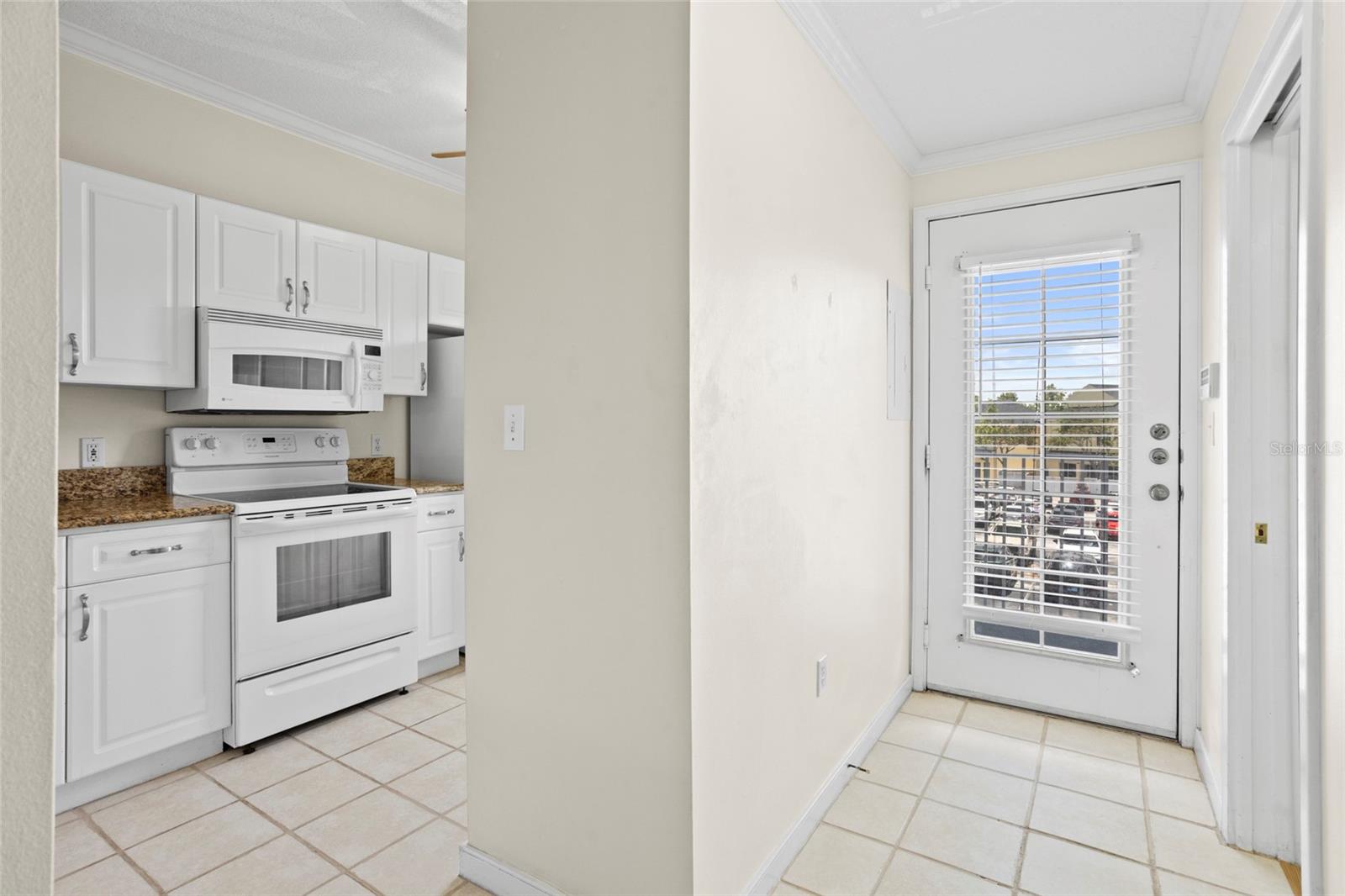 660 CELEBRATION AVE #250
