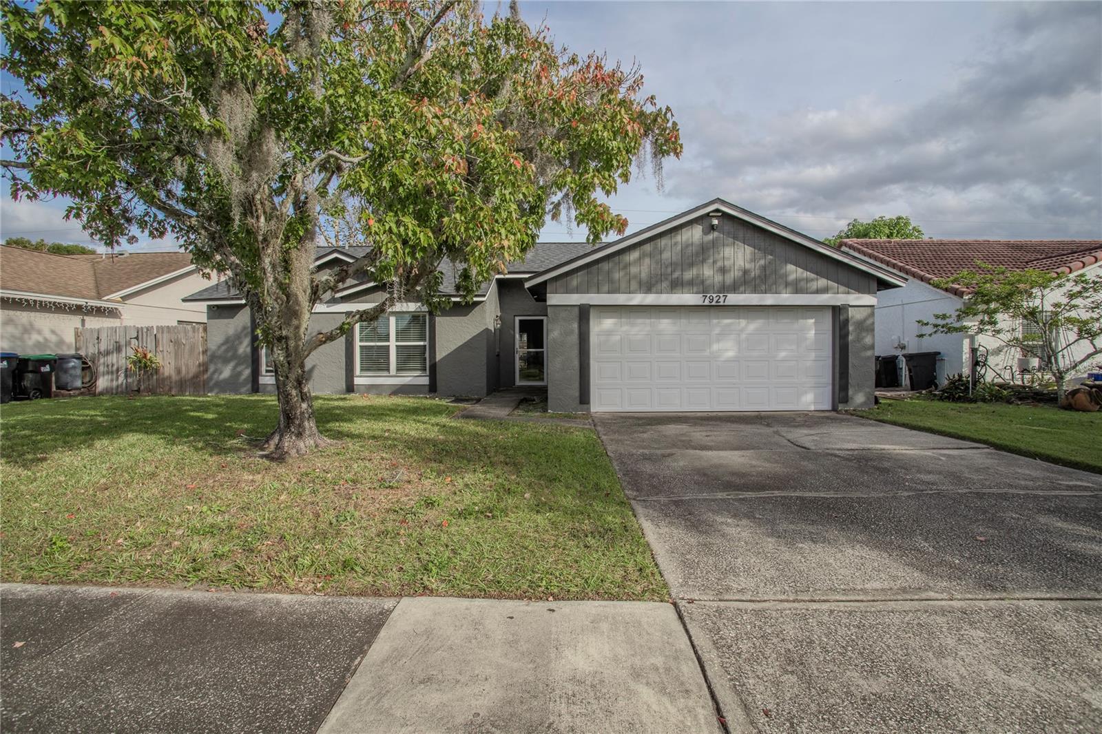7927 SAPPHIRE LN