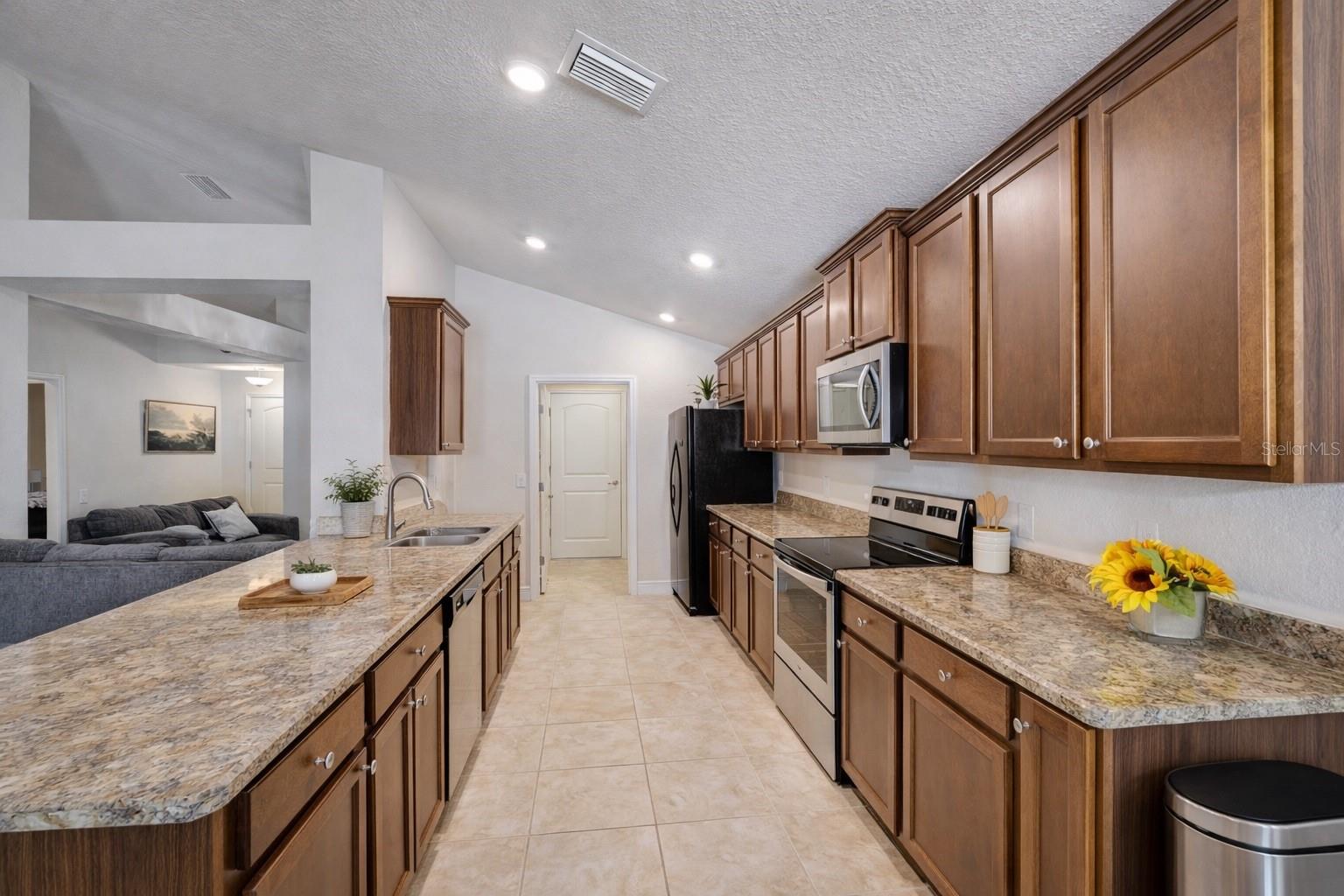 4448 NW 2ND CT