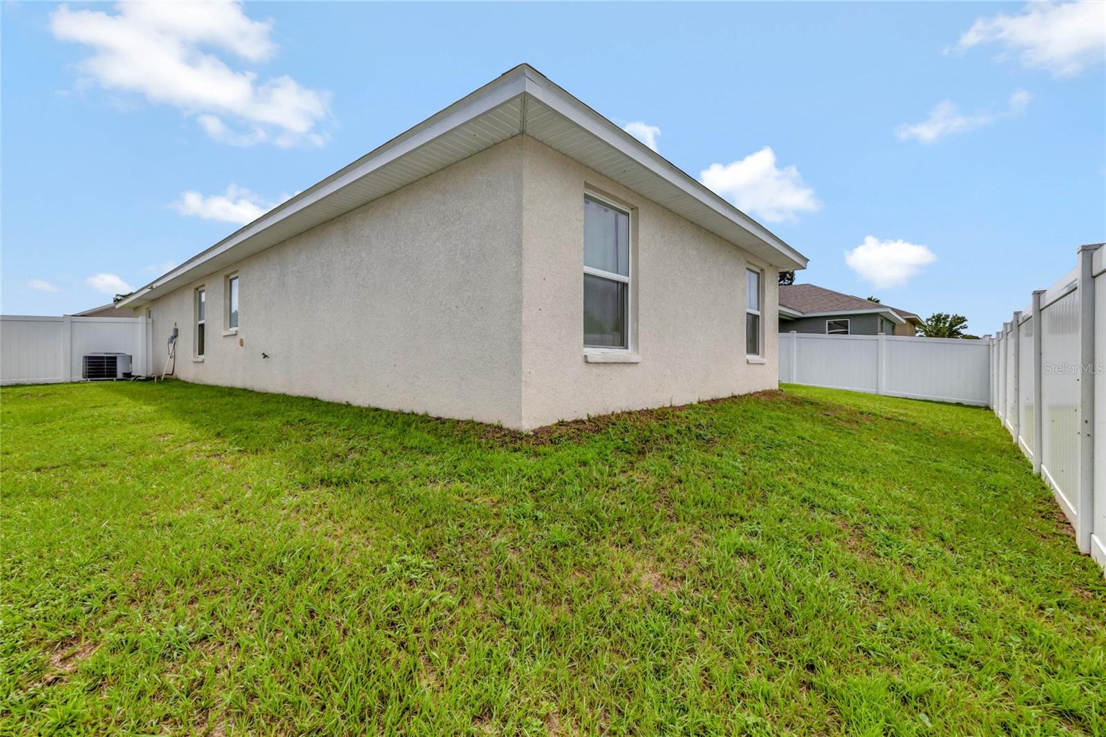 4448 NW 2ND CT