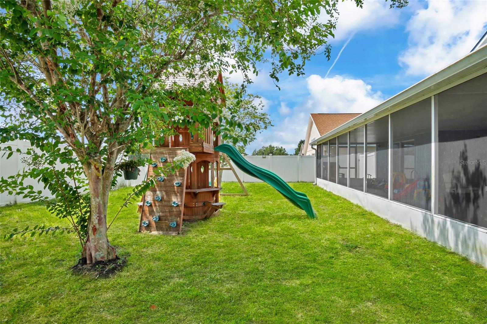 8335 ADELE RD