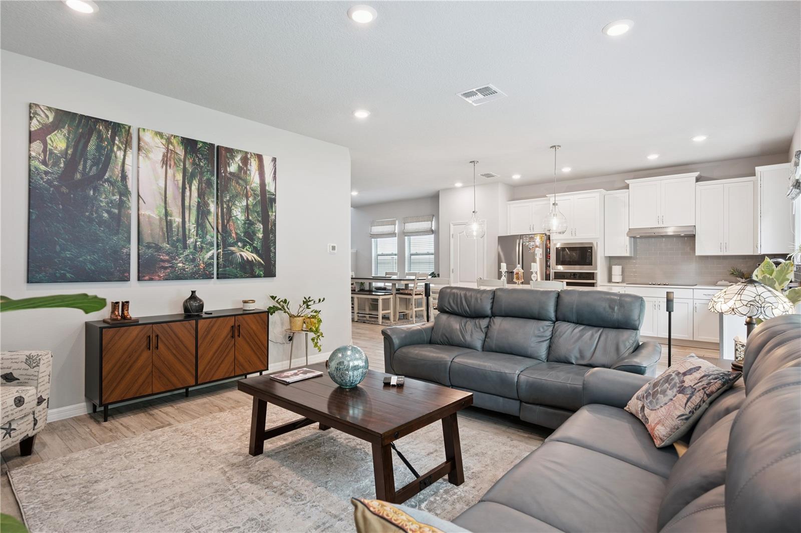 4222 HIBISCUS BLOOM DR