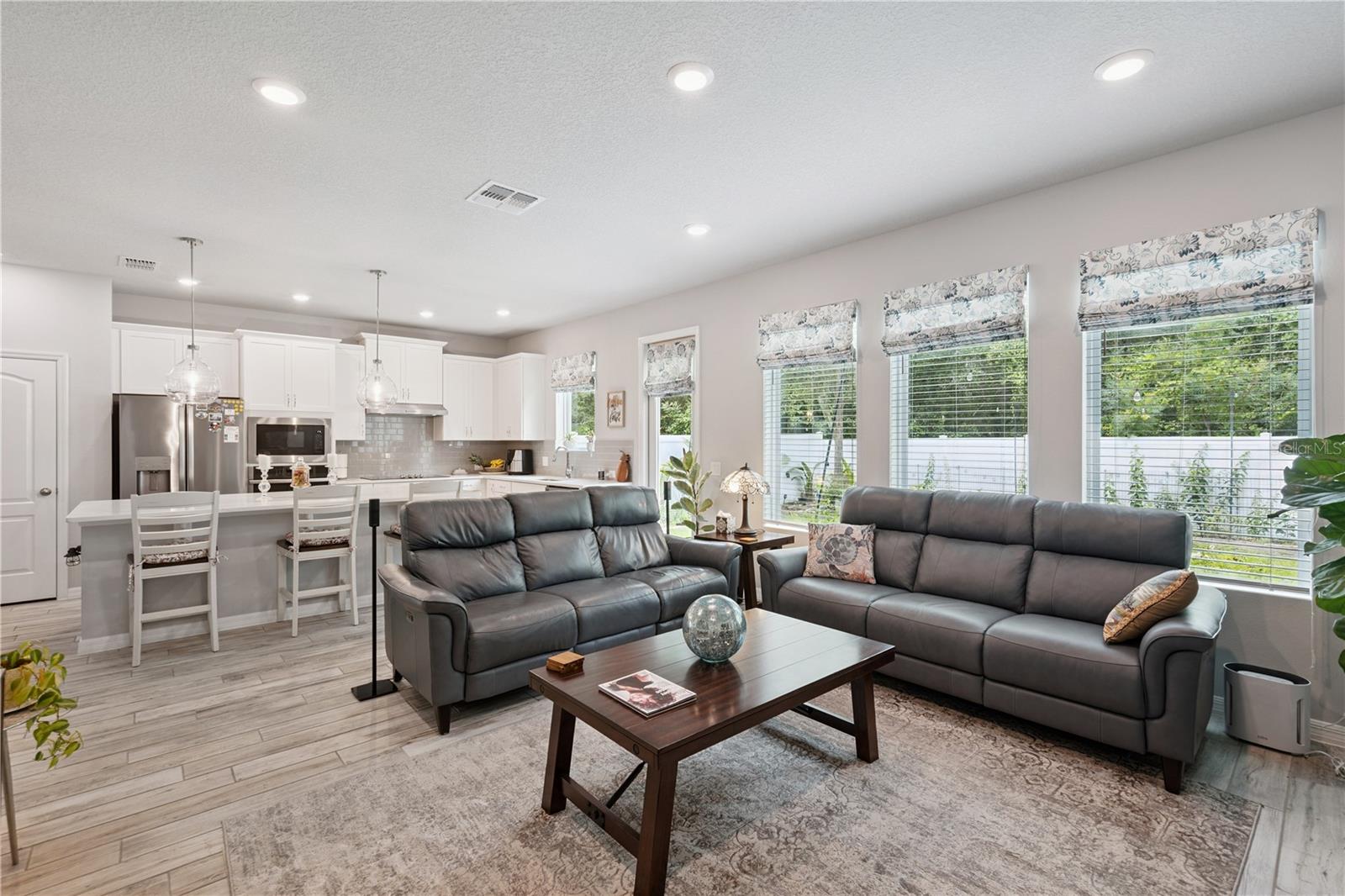 4222 HIBISCUS BLOOM DR