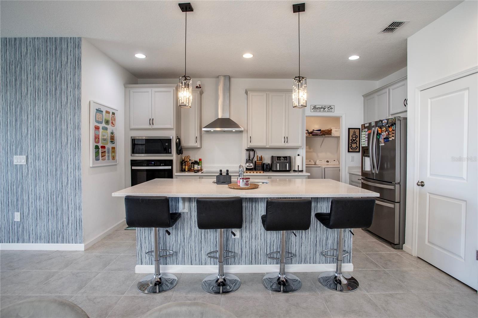 4724 CRAGMERE LOOP