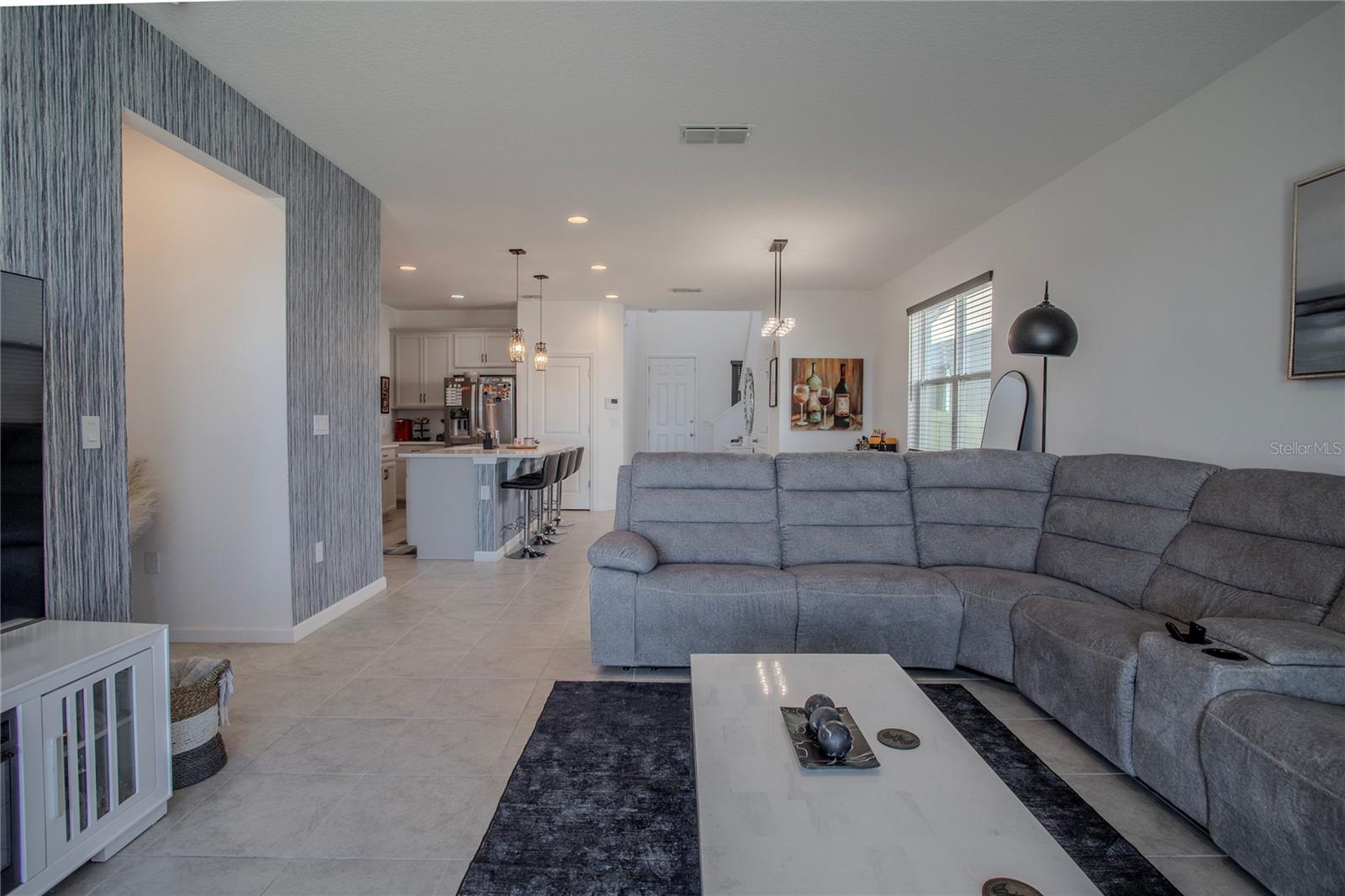 4724 CRAGMERE LOOP